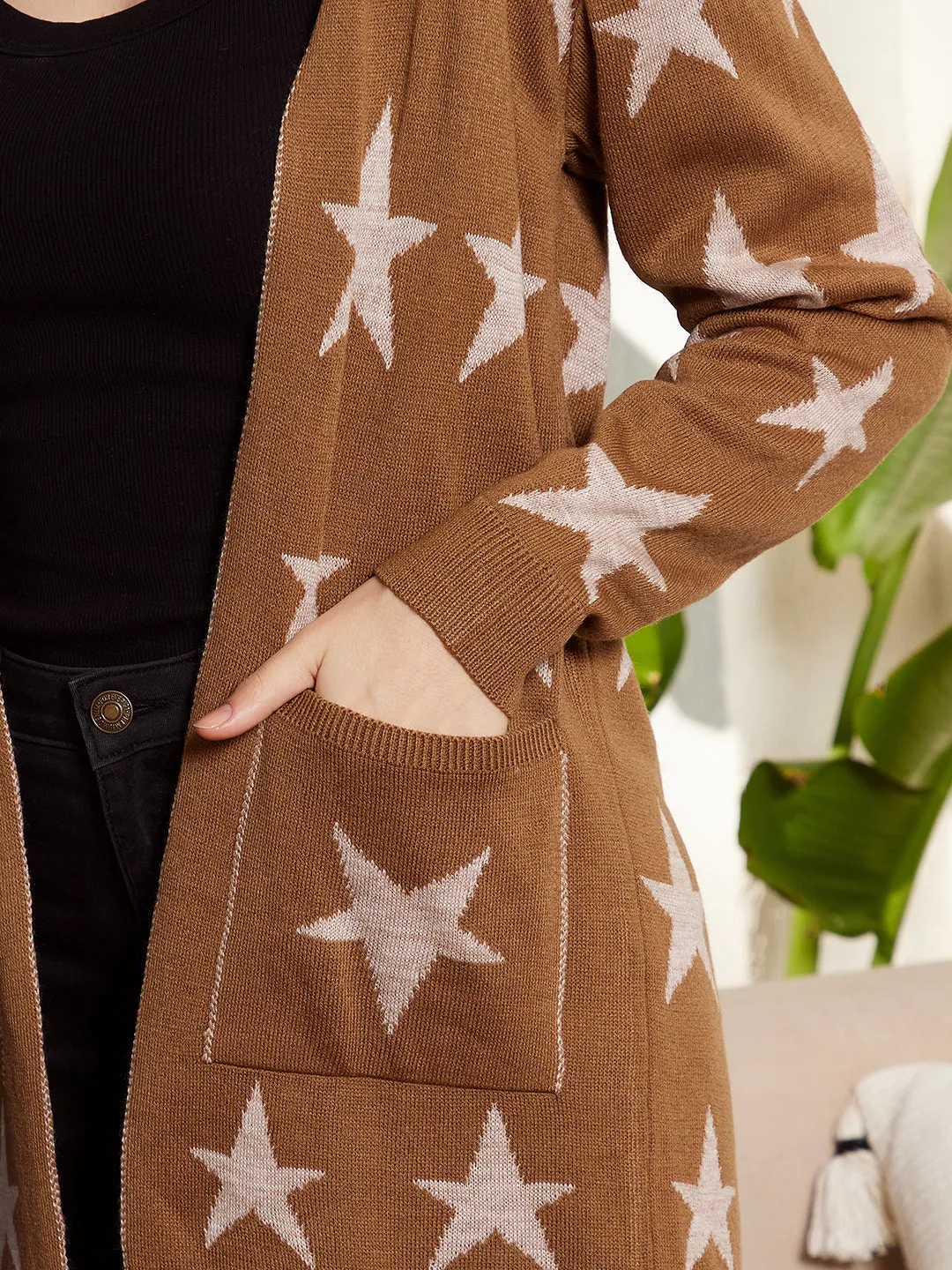 Berrylush Women Brown & White Star Printed Two-Pocket Open-Front Acrylic Straight Hem Longline Cardigan