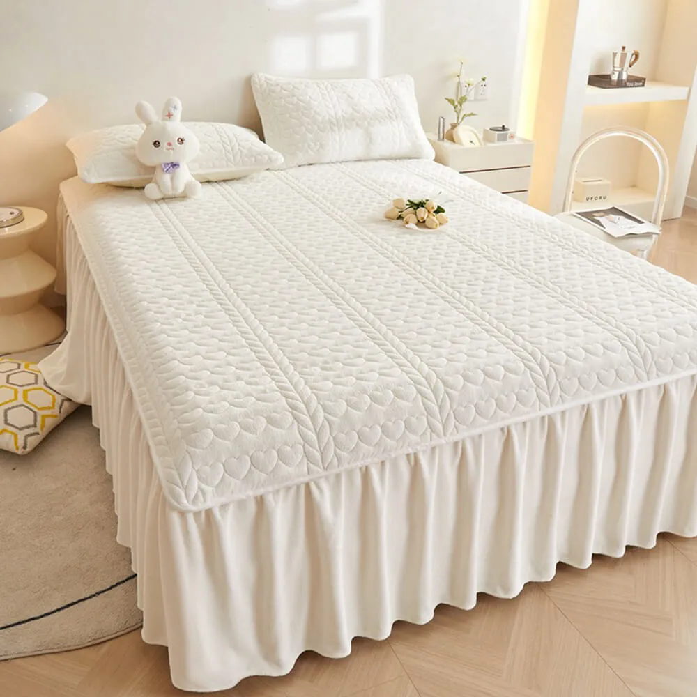 Creamy Milk Velvet Quilted Bed Skirt Set