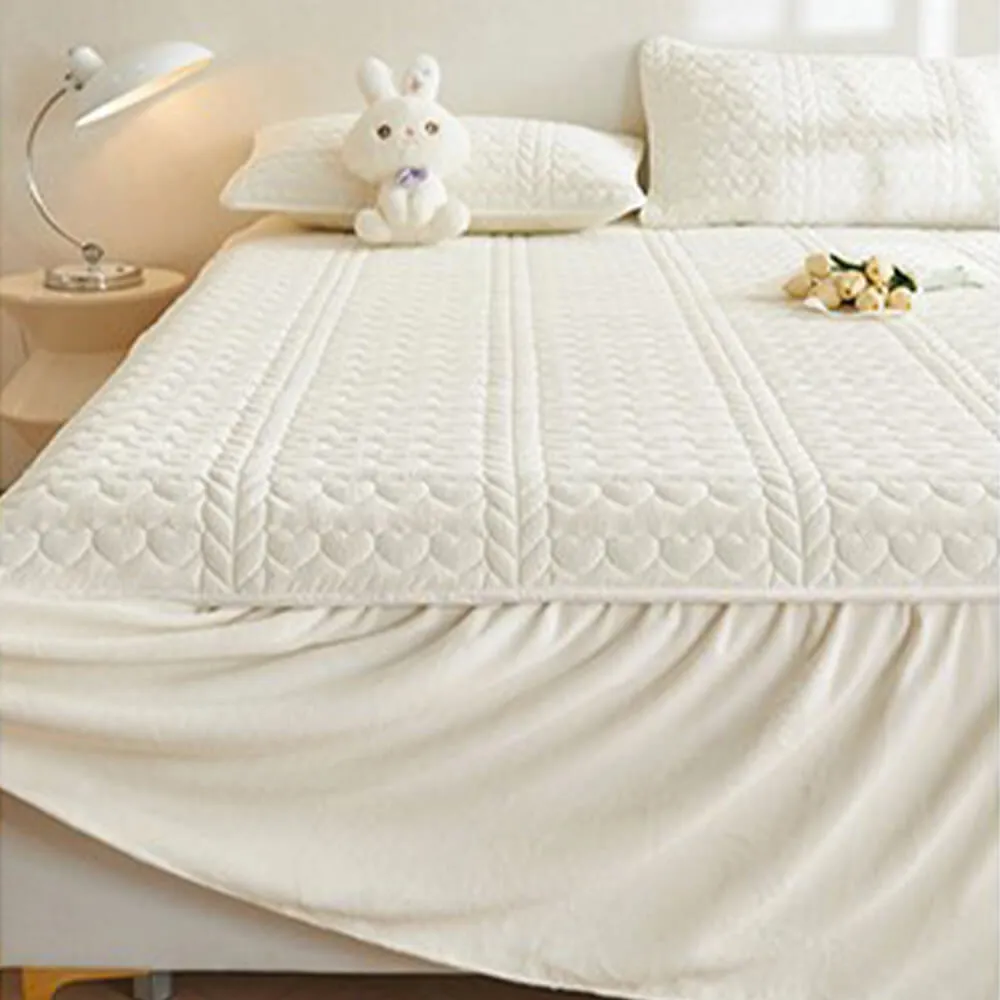 Creamy Milk Velvet Quilted Bed Skirt Set