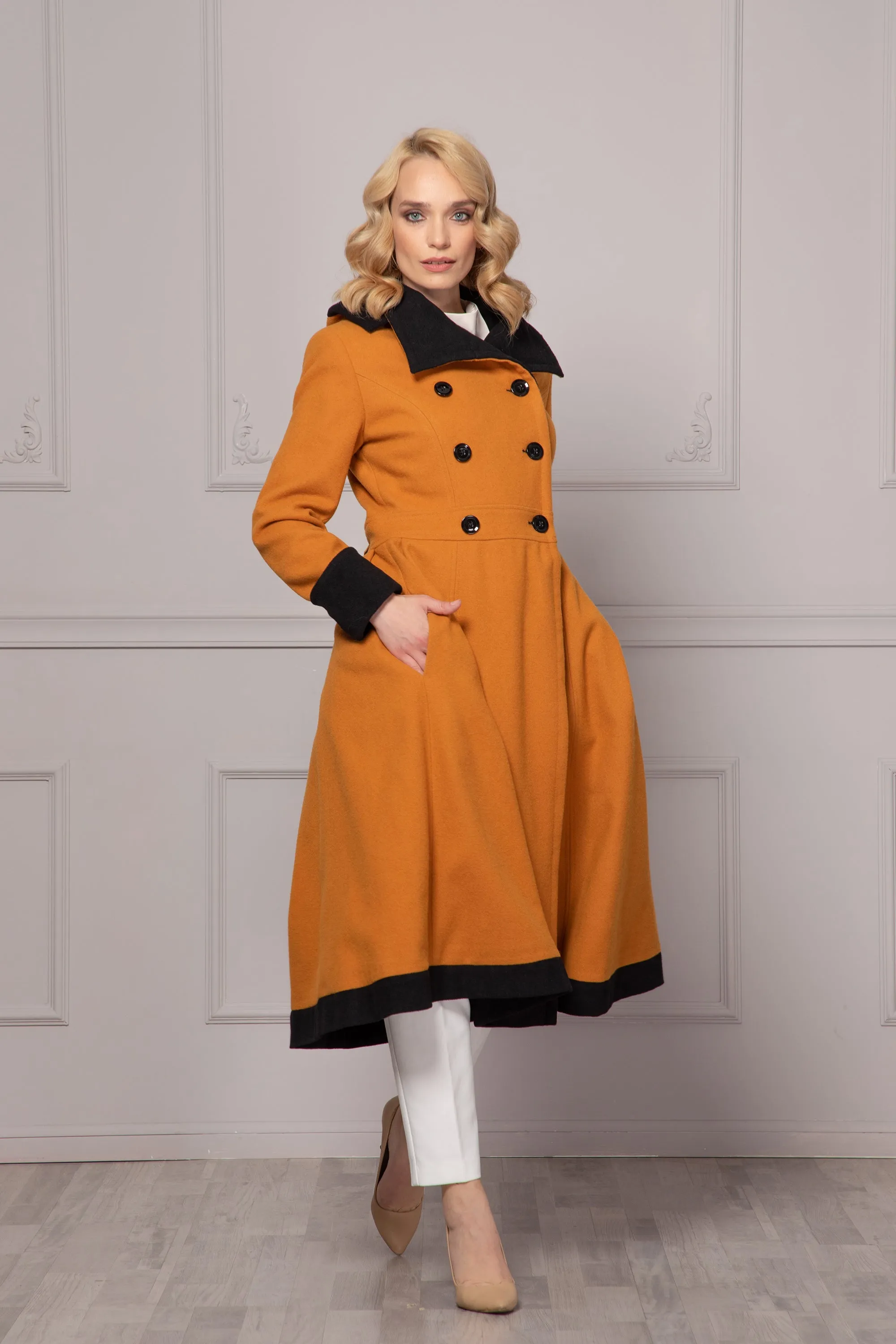 CUFFED LADIES COAT