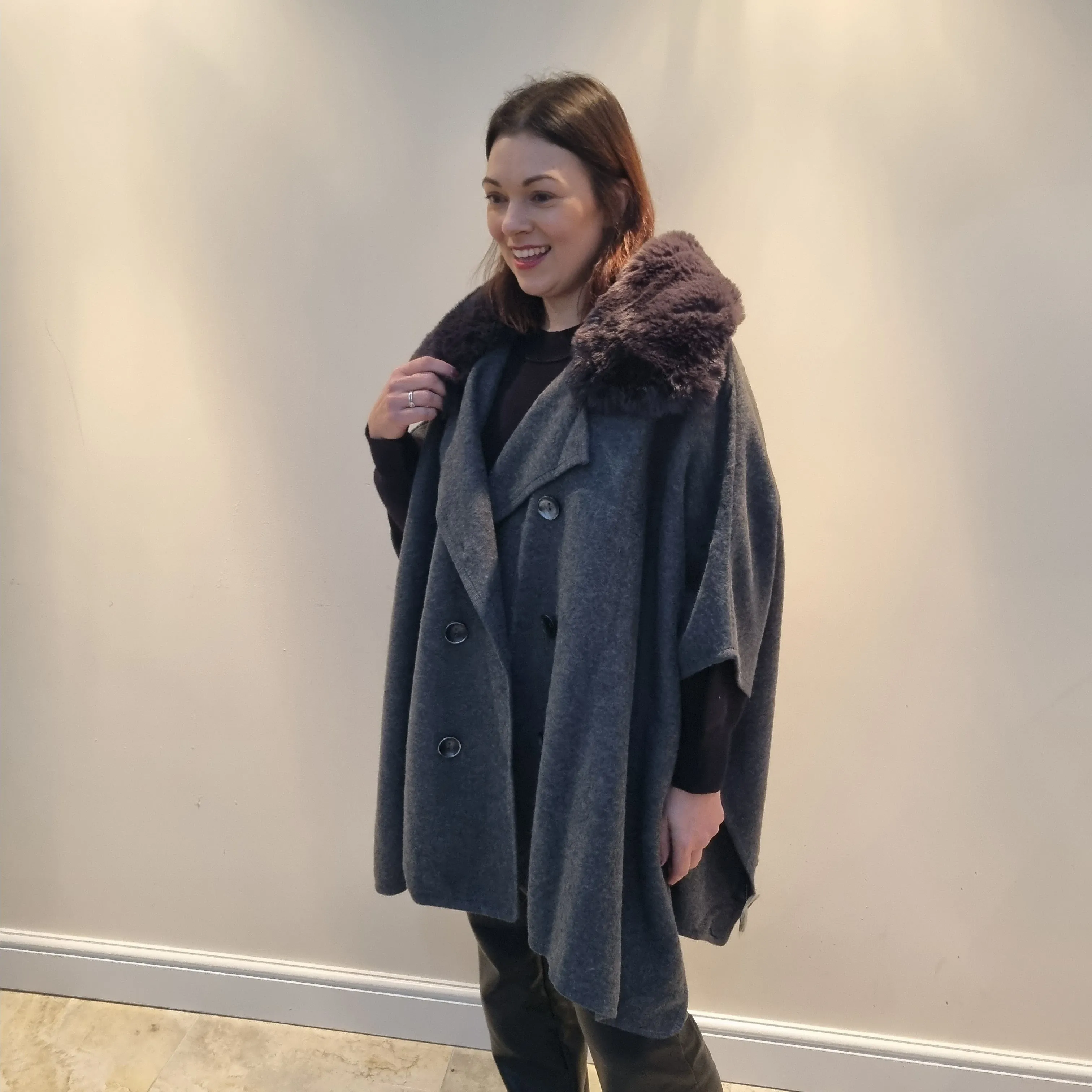 Malissa J Double Breasted Faux Fur Collar Cape