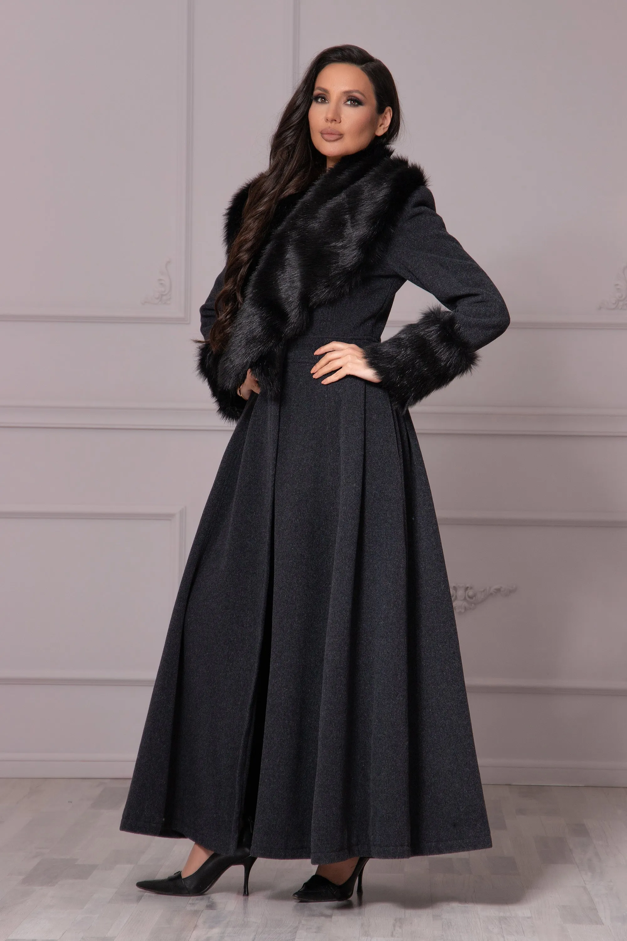 MAXI VELVET COAT