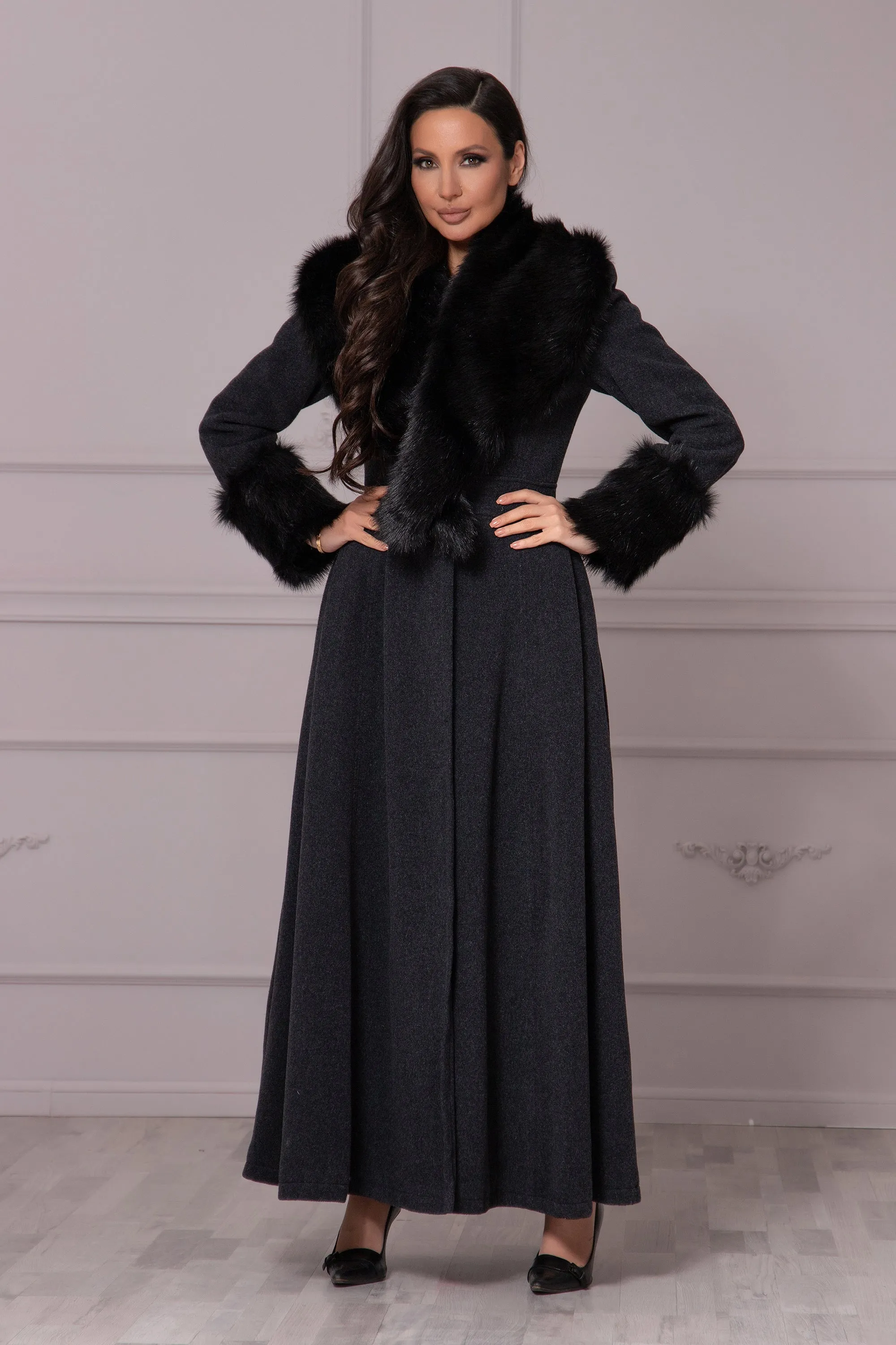 MAXI VELVET COAT