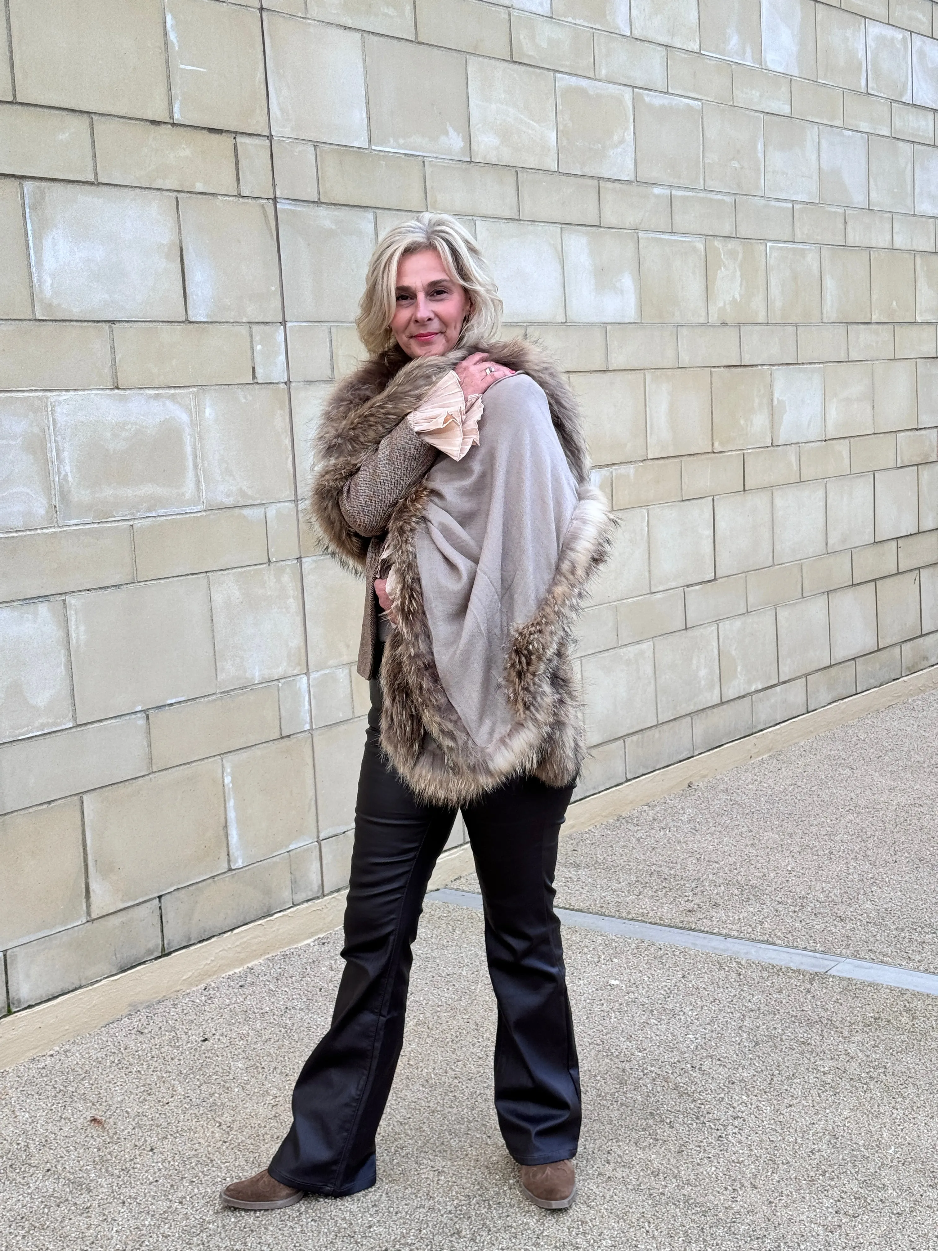 Natural/Beige Cashmere Wrap