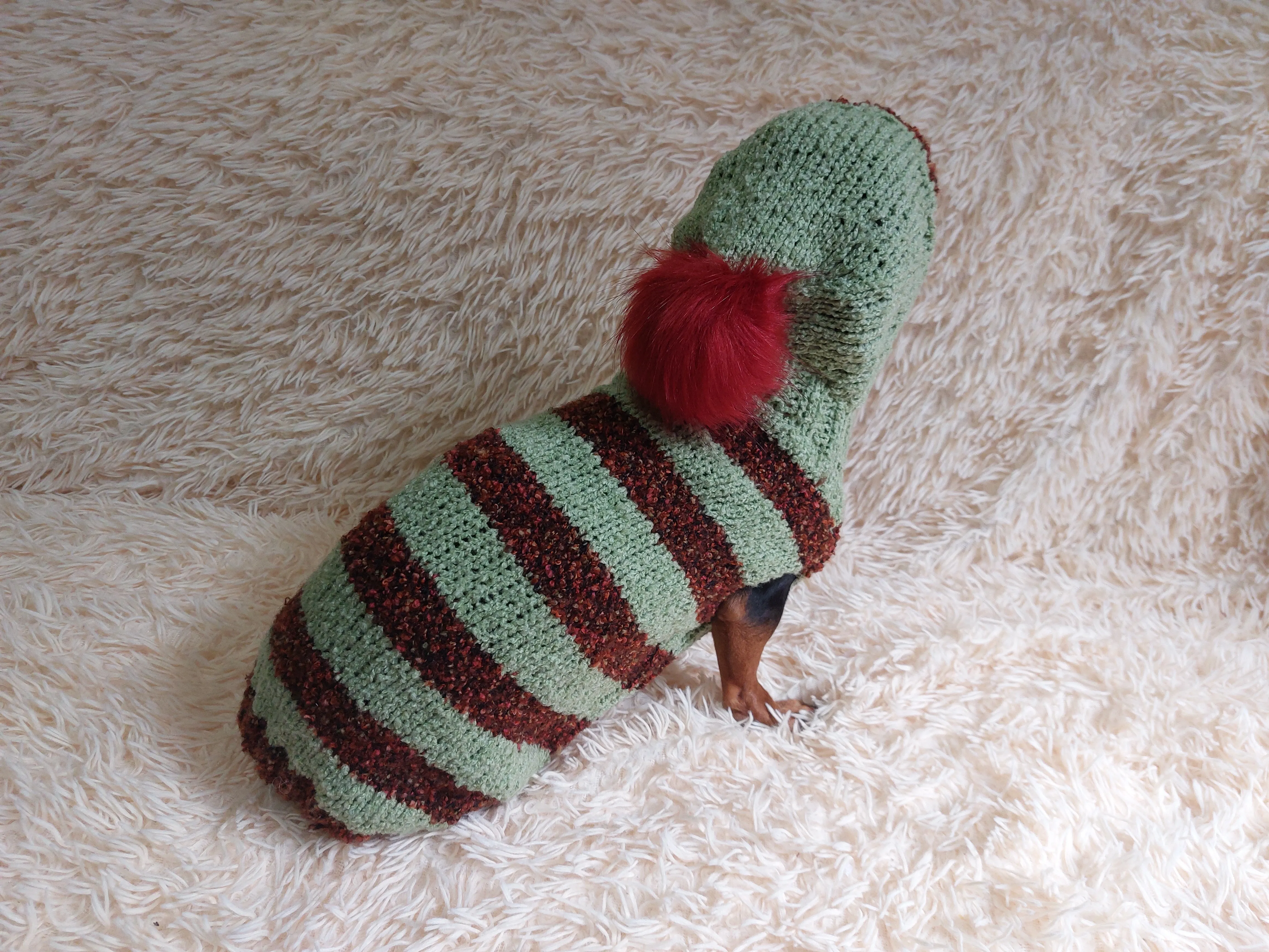 Plush pet hoodie,dog hoodie clothes,warm winter clothes hoodie for dachshund