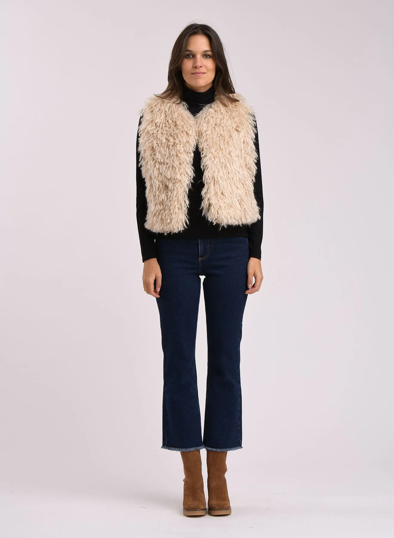 Zoani Faux Shearling Sleeveless Jacket